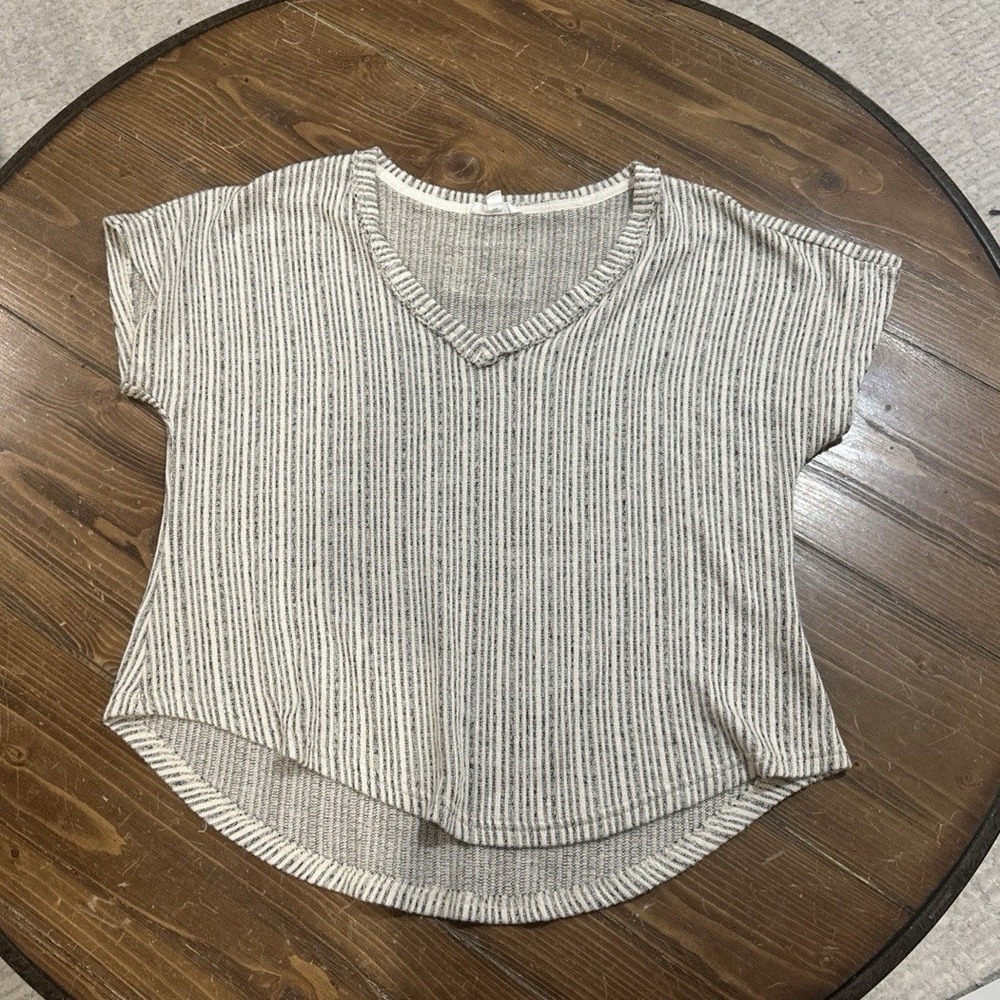Blu Pepper Womens Cream Gray Beige Striped V-Neck Knit Top B4FT1054 Medium M‎